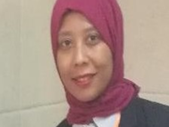 مقاومة عترات الإيشيريشيا كولاى النافعة ذات الأصل من الميكونيم للمضادات الحيوية في الكتاكيت السليمة ظاهرياً