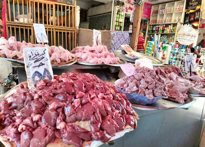حمللات على أسواق اللحوم والفراخ