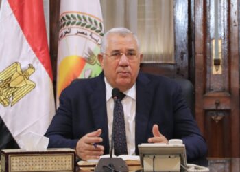 السيد القصير وزير الزراعة
