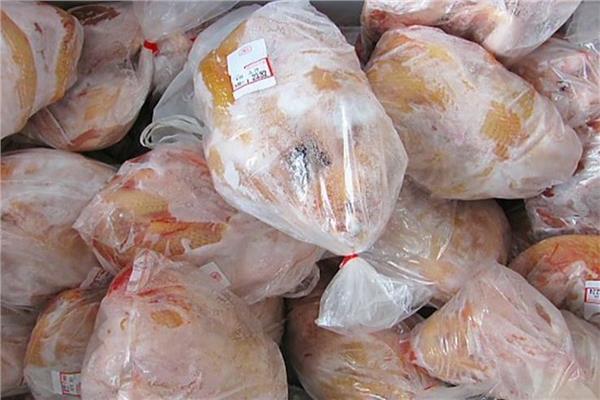 "السادات" يوجه طلب إحاطة للحكومة بشأن استيراد دواجن من الخارج