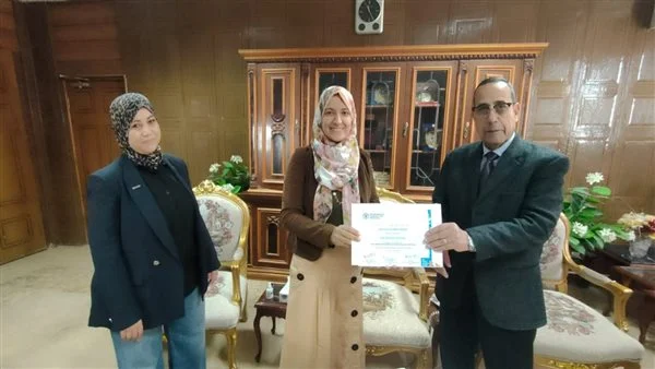 تكريم بيطري سيناء لاجتيازهم الدورة التدريبية حول مرض أنفلونزا الطيور