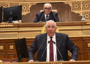 وزير الزراعة..يؤكد على التواصل والتعاون المستمر مع البرلمان 