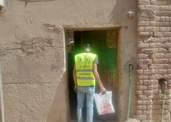 توزيع 2800 كيلو لحوم على الأسر الأولى بالرعاية بقرى مركز سوهاج