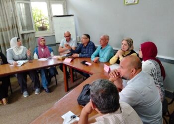 زراعة البحيرة تعقد اجتماع موسع مع الطب البيطري لبحث تحديات الثروة الحيوانية والداجنة