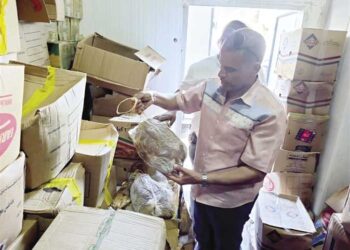 ضبط أسماك ولحوم ومصنعات دواجن فاسدة بأسيوط