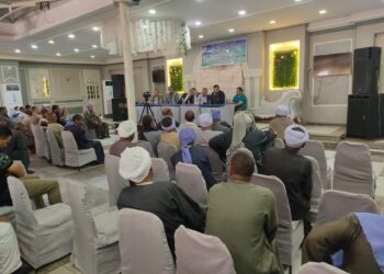 "تنمية البحيرات" تعقد ندوة إرشادية للصيادين حول "حرف الصيد والتراخيص اللازمة لها"