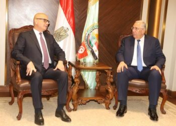 وزير الزراعة يبحث مع نظيره التونسي تعزيز التعاون في مجال إنتاج التقاوى والأعلاف واللقاحات البيطرية