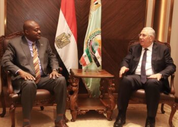 القصير يبحث مع وزير المصايد السمكية الغيني سبل تعزيز التعاون المشترك
