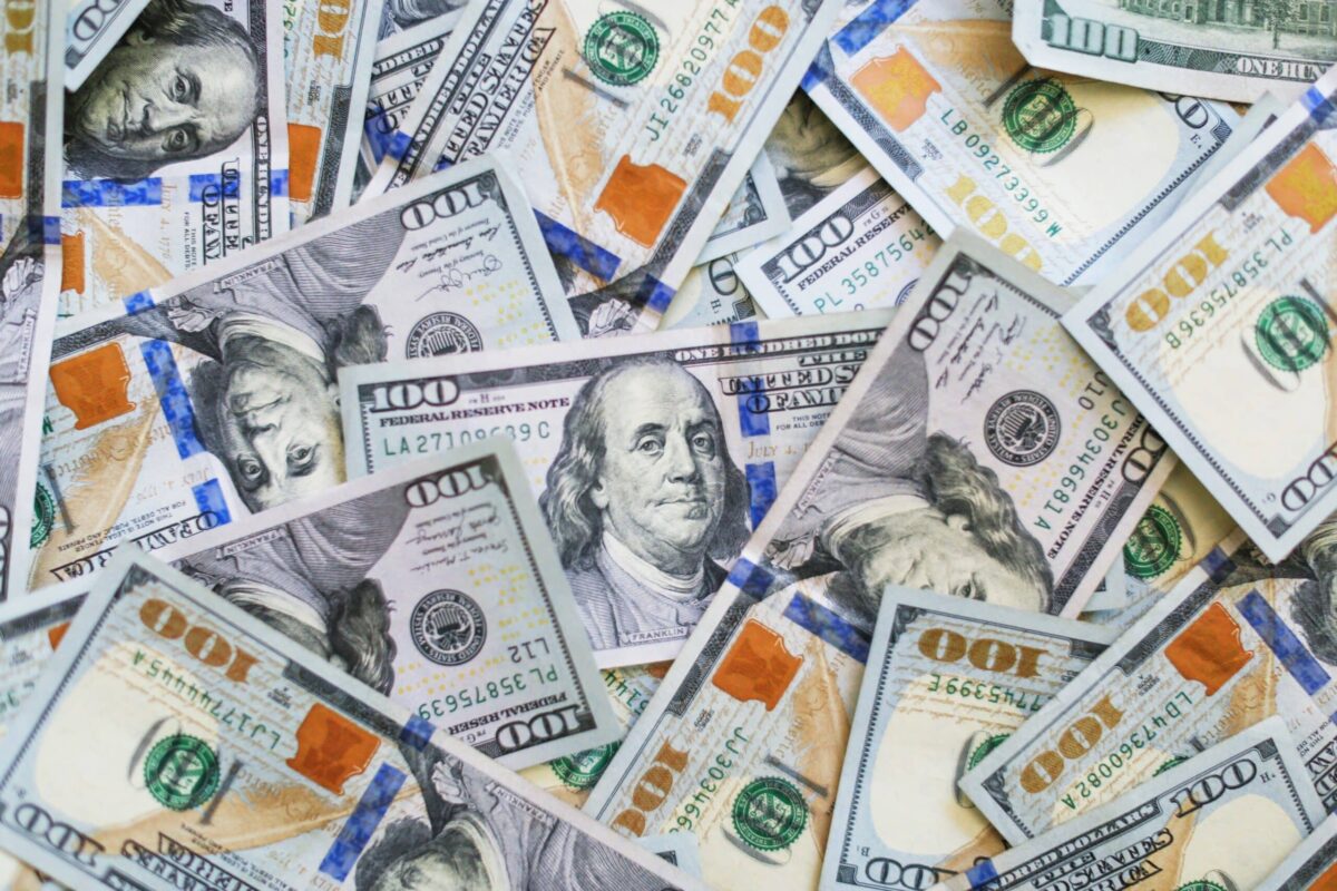 سعر الدولار واليورو الآن في البنوك