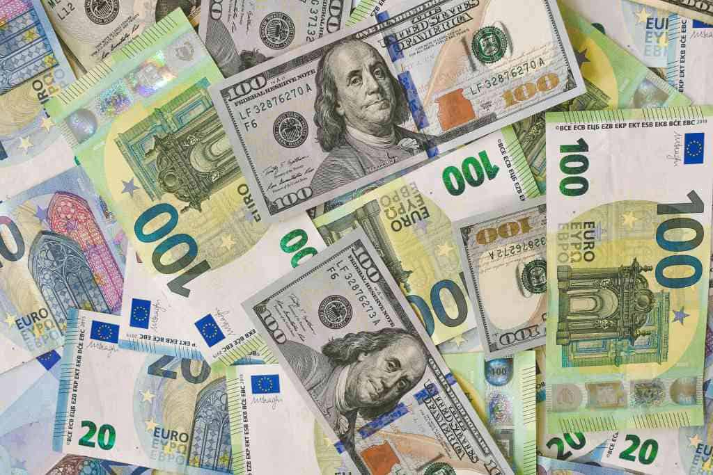 سعر الدولار