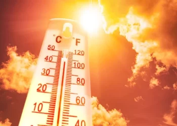 درجات حرارة وحالة الطقس