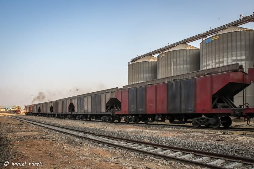 ميناء دمياط يستقبل 25105 طن ذرة و 6735 طن قمح