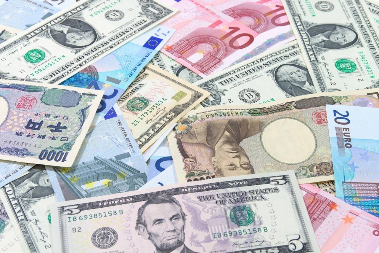 أسعار الصرف.. سعر الدولار والعملات العربية والأجنبية اليوم الإثنين 11 سبتمبر