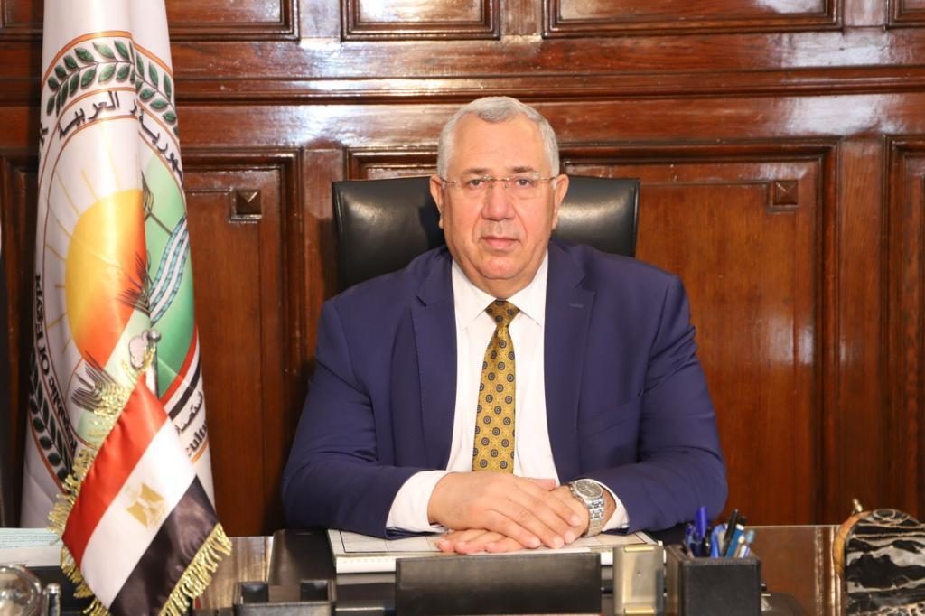 القصير: الإفراج عن 136 ألف طن أعلاف"الذرة والصويا" بحوالي 58 مليون دولار 